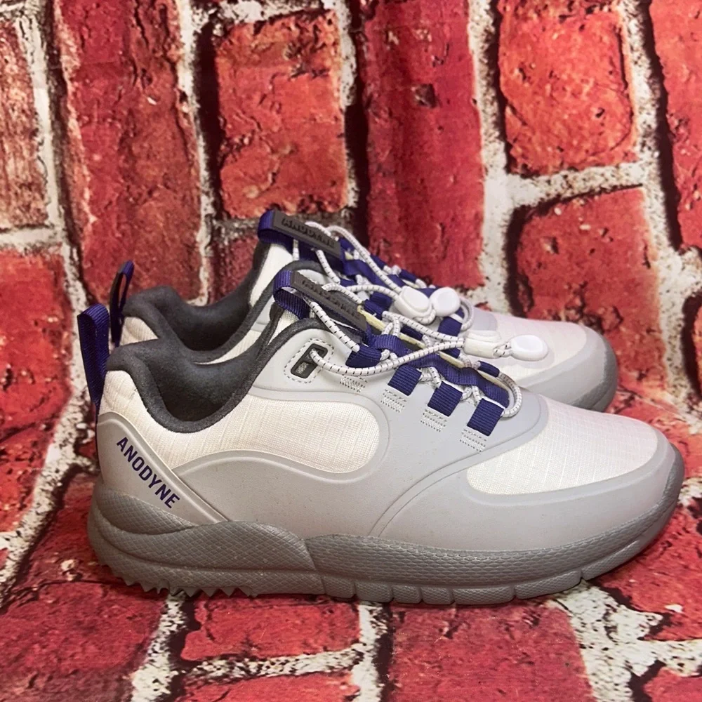 Anodyne Women's White Blue Sneakers Size 6W